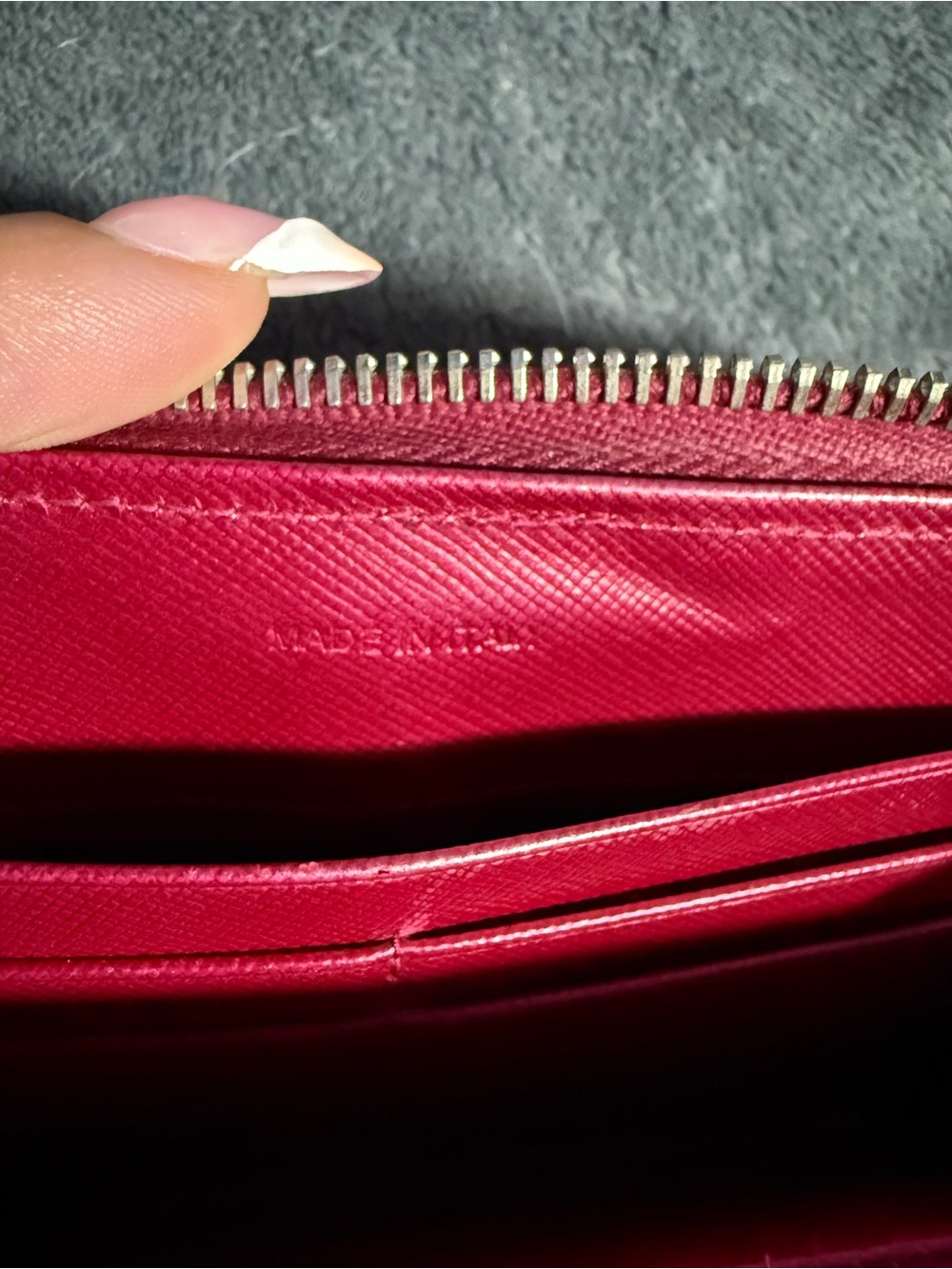 Prada Saffiano Zip Wallet in Raspberry Pink with Silver Hardware - Picture 4 of 7